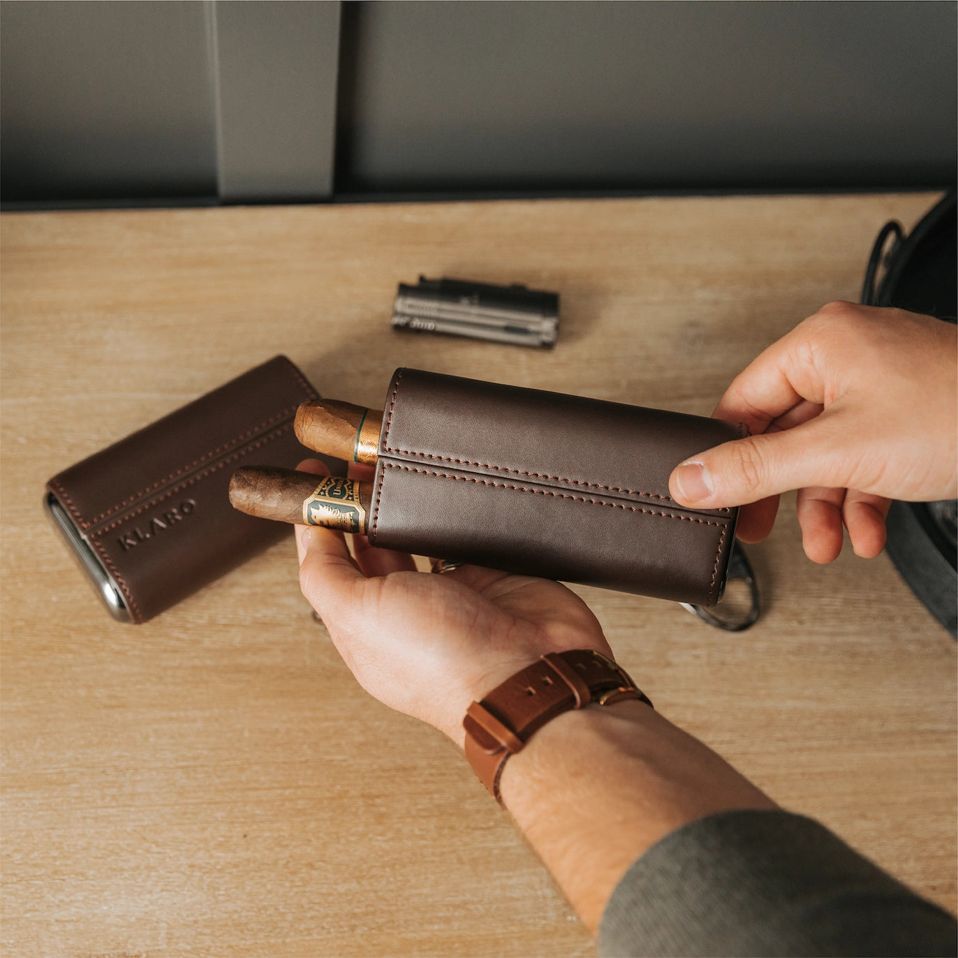 Premium 3 Cigar Travel Case - Cocoa Brown.